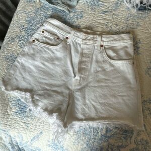 Levis Ribcage Short